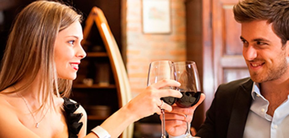 Vino tinto, cena y salud