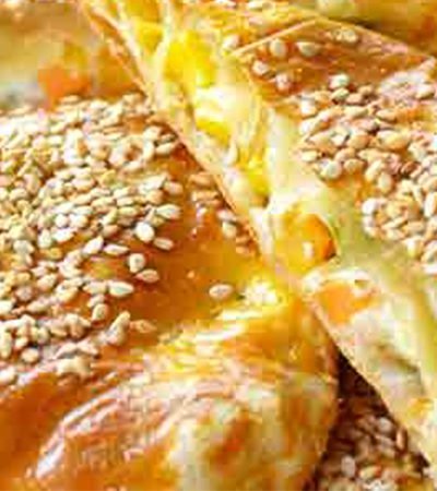 Cuadros de hojaldre rellenos de vegetales