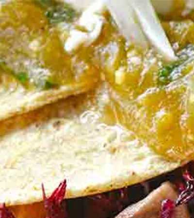 Enchiladas de hongos y jamaica