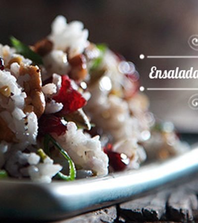Ensalada de arroz y arándanos