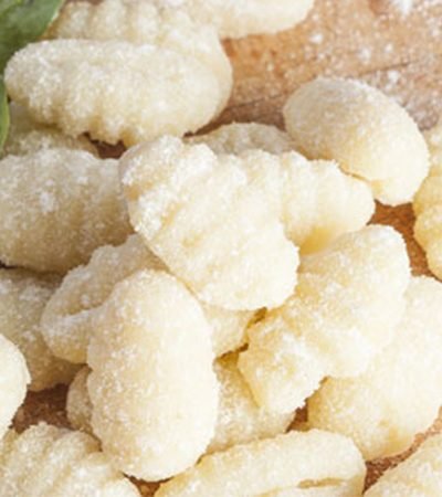 Gnocchis de papa con salsa de tomate y especias