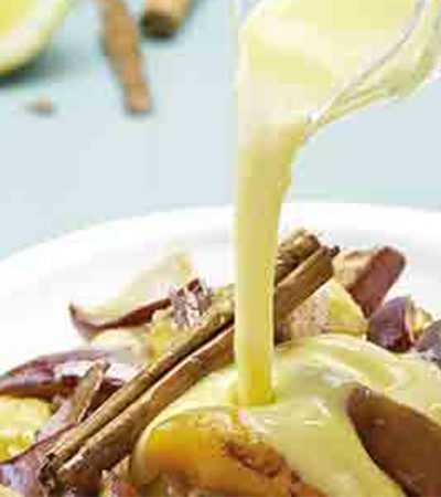 Postre de frutos empapelados con rompope