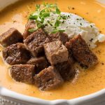 Sopa de camote rostizado con jocoque