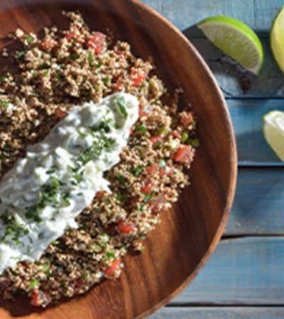 Tabbouleh de amaranto con salsa de pepino