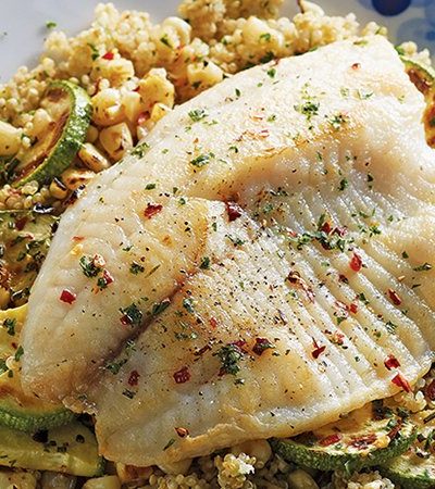 Tilapia con quinoa y calabazas asadas
