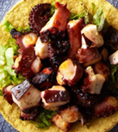 Tostadas de pulpo a la parrilla